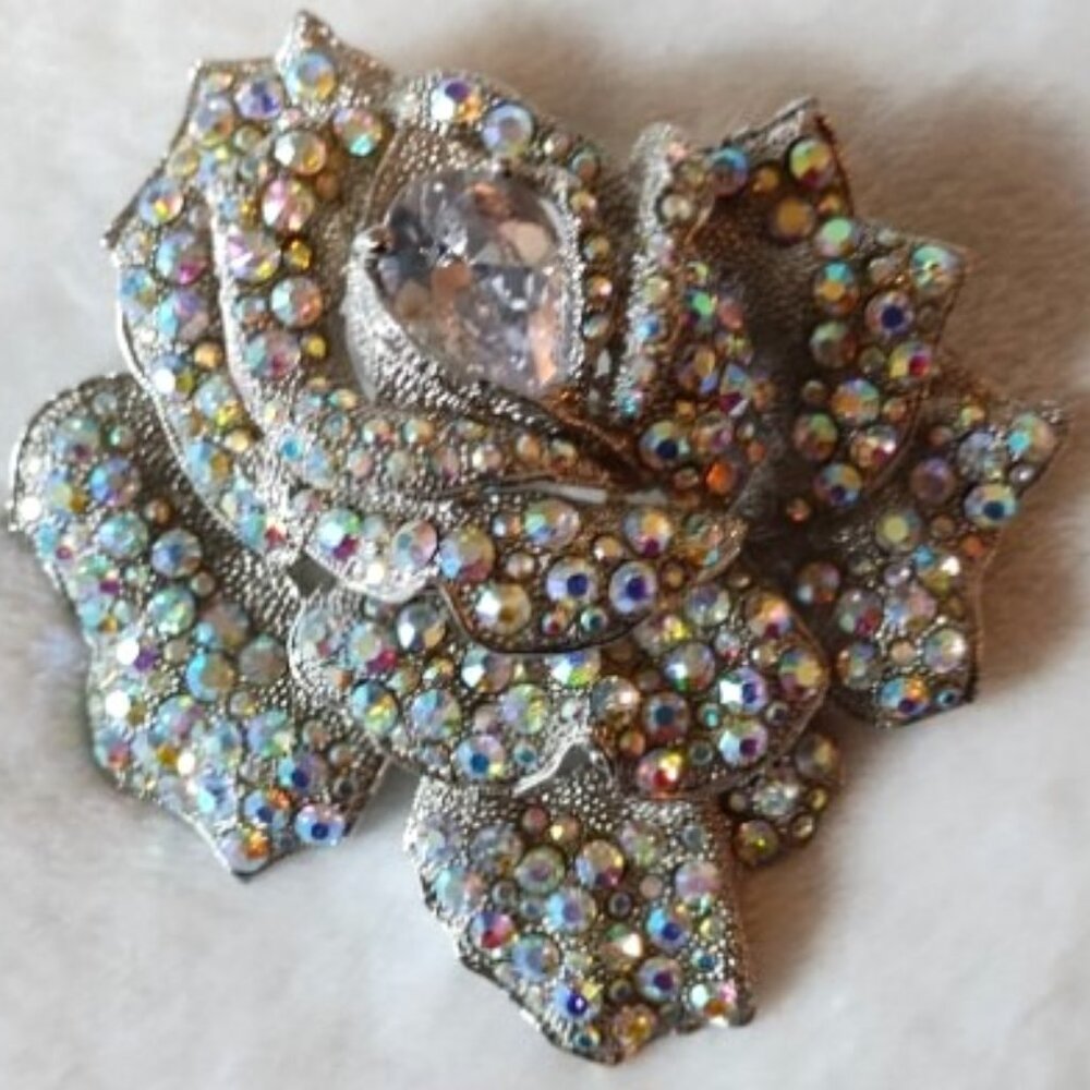 Vintage Floral Brooch